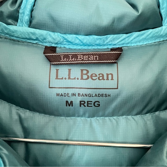 L.L. Bean Ultralight 850 Down Aqua Puffer Hooded Jacket Coat Women’s Medium Reg - Picture 3 of 13